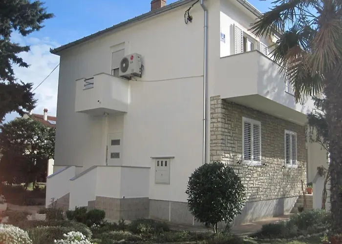 Apartment Ivan - With Large Terrace