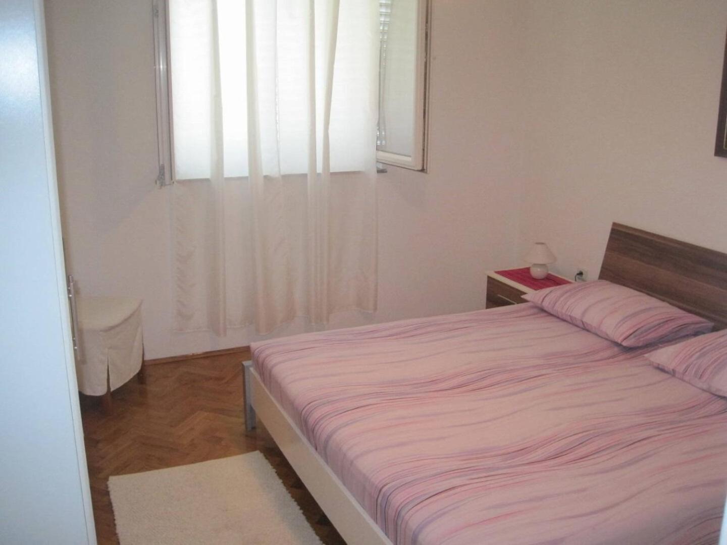 Ivan - With Large Terrace Apartment