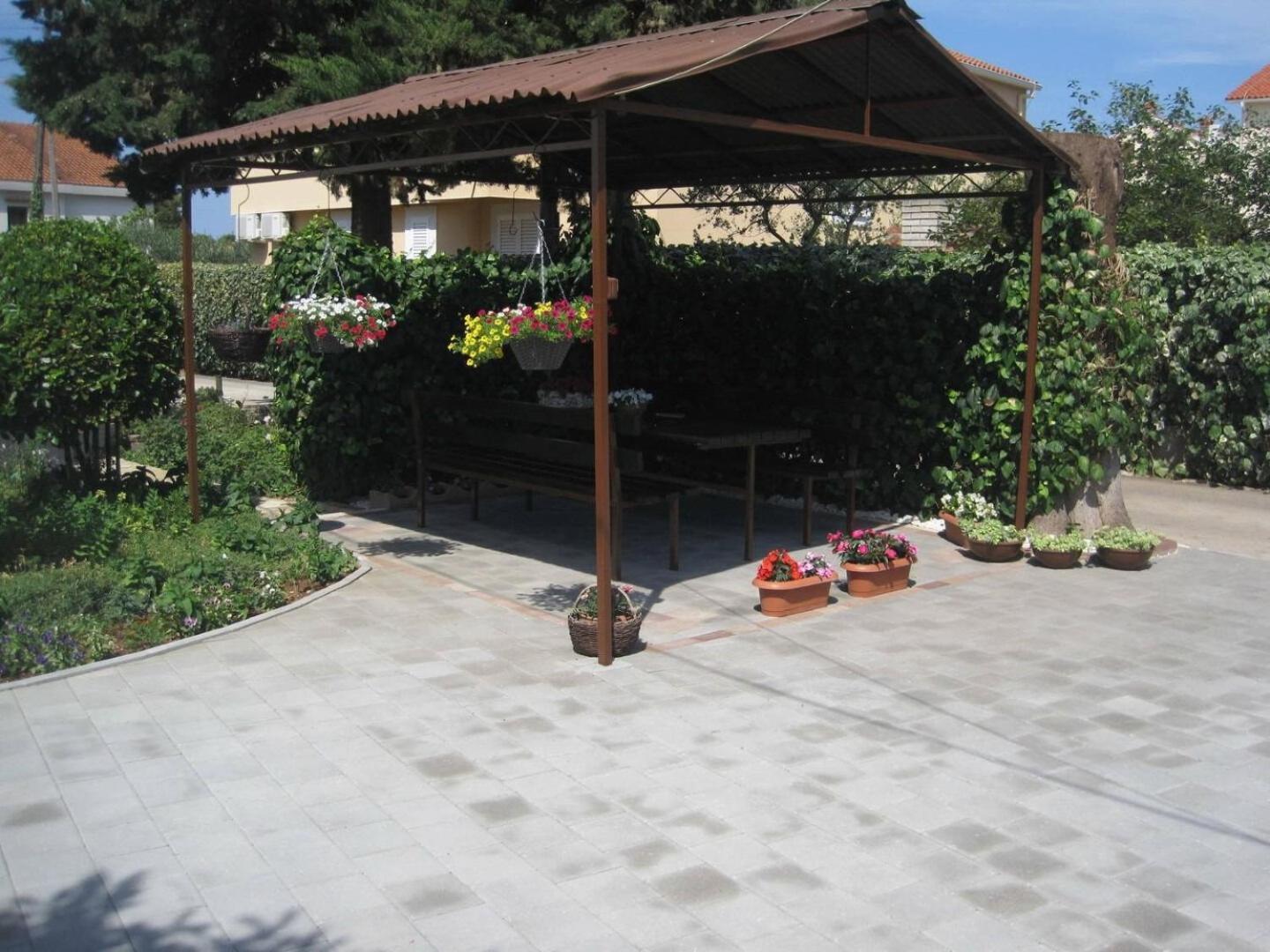Ivan - With Large Terrace Apartment *